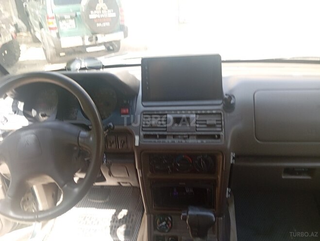 Mitsubishi Pajero 1999, 280,000 km - 3.5 l - Bakı