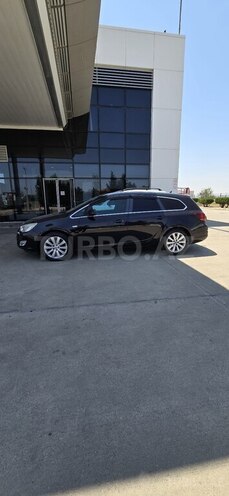 Opel Astra 2011, 214,000 km - 1.4 л - Bakı