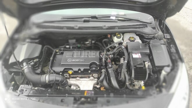Opel Astra 2011, 214,000 km - 1.4 л - Bakı