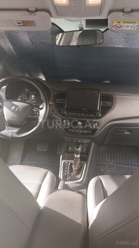 Hyundai Accent 2021, 140,000 km - 1.6 л - Bakı