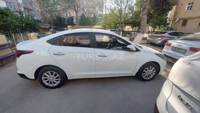 Hyundai Accent 2021, 140,000 km - 1.6 л - Bakı