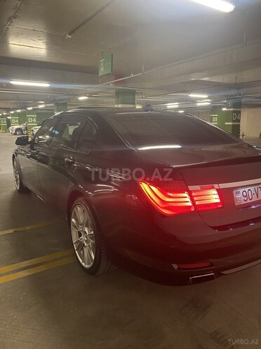 BMW 750 2010, 89,000 km - 4.4 л - Bakı