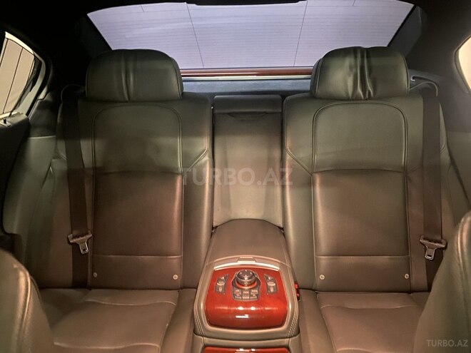 BMW 750 2010, 89,000 km - 4.4 л - Bakı
