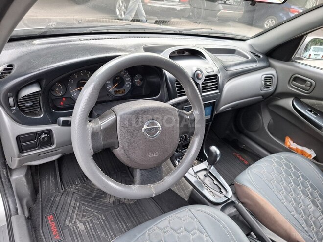 Nissan Sunny 2008, 329,000 km - 1.6 л - Bakı