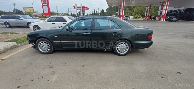 Mercedes E 240 1998, 342,160 km - 2.4 l - Ağcabədi