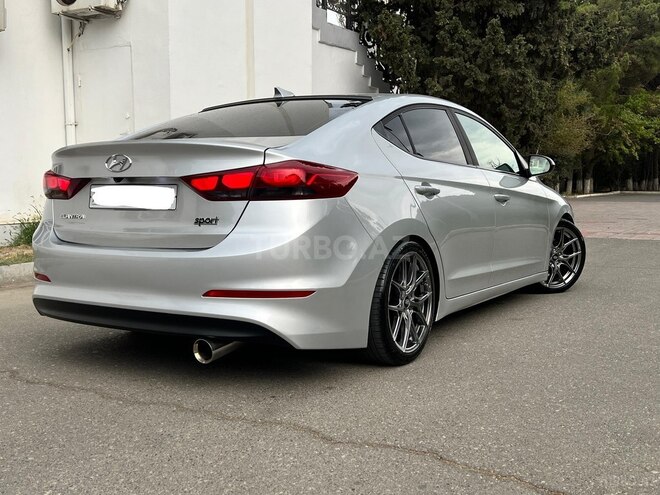 Hyundai Elantra 2017, 259,104 km - 2.0 l - Sumqayıt