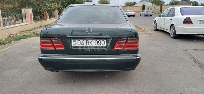 Mercedes E 240 1998, 342,160 km - 2.4 l - Ağcabədi