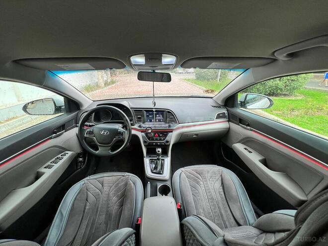 Hyundai Elantra 2017, 259,104 km - 2.0 l - Sumqayıt