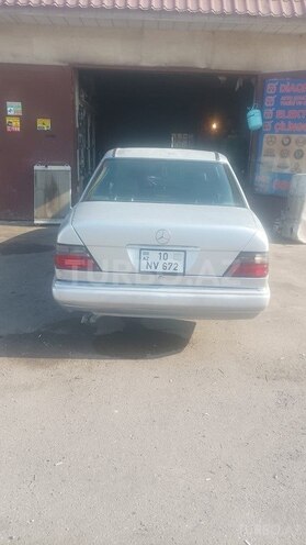 Mercedes E 280 1994, 350,000 km - 2.8 l - Bakı