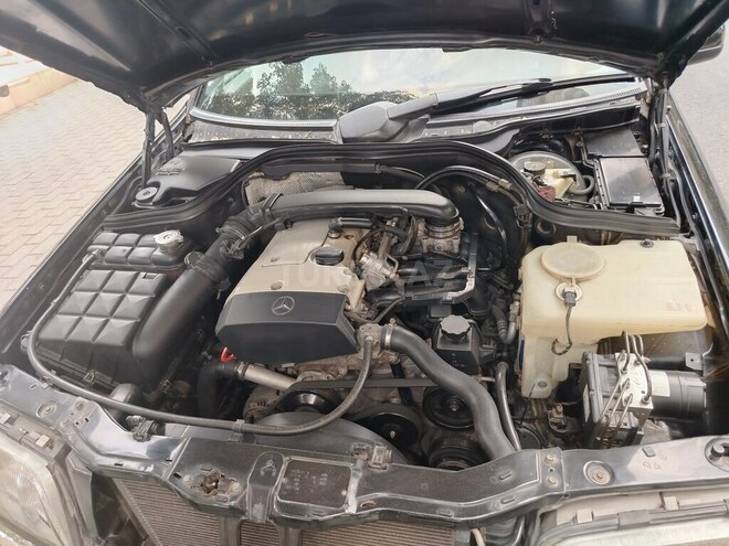 Mercedes C 180 1999, 238,000 km - 1.8 l - Bakı
