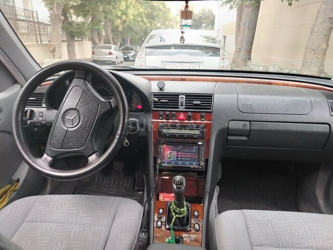 Mercedes C 180 1999, 238,000 km - 1.8 l - Bakı