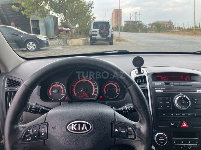 Kia Ceed 2010, 290,000 km - 1.6 л - Bakı