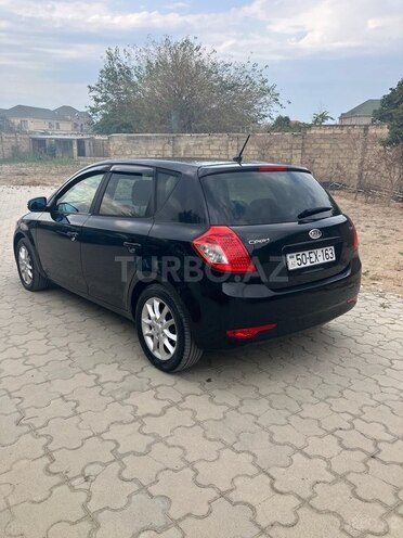 Kia Ceed 2010, 290,000 km - 1.6 л - Bakı