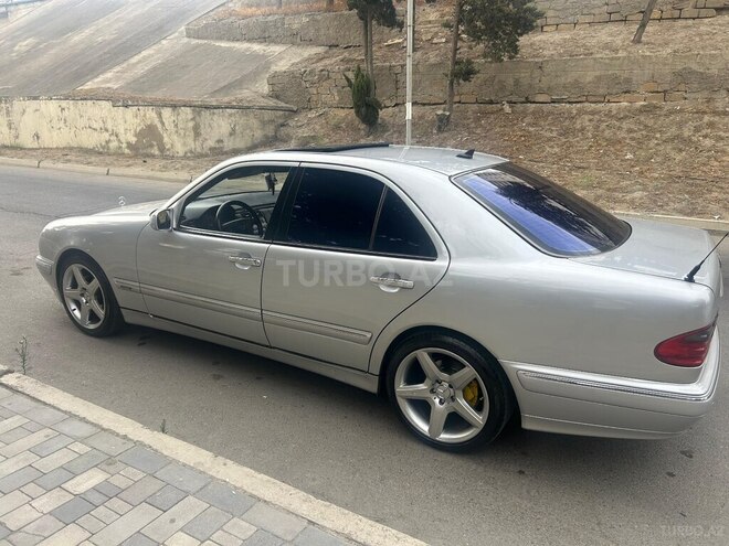 Mercedes E 240 1999, 282,149 km - 2.4 l - Bakı