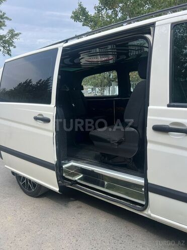 Mercedes Vito 111 2010, 318,456 km - 2.1 л - Bakı