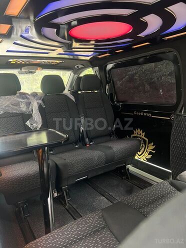 Mercedes Vito 111 2010, 318,456 km - 2.1 л - Bakı