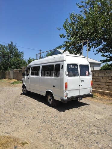 Mercedes 208 D 1994, 626,595 km - 2.3 л - Sabirabad