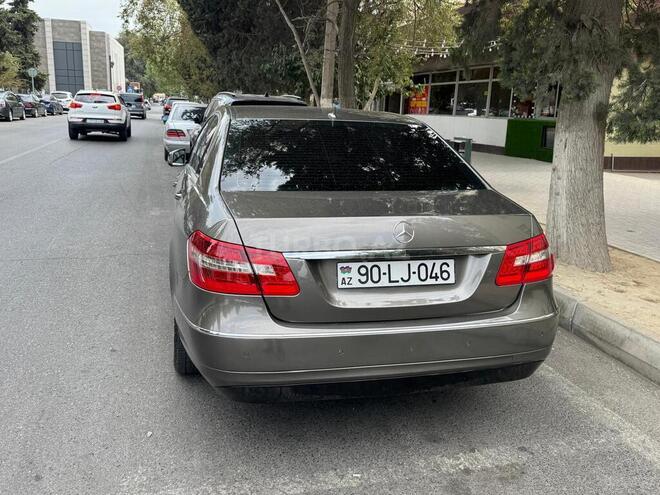 Mercedes E 220 2010, 292,900 km - 2.1 l - Bakı