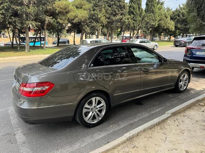 Mercedes E 220 2010, 292,900 km - 2.1 l - Bakı