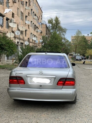 Mercedes E 320 2001, 312,000 km - 3.2 l - Gəncə