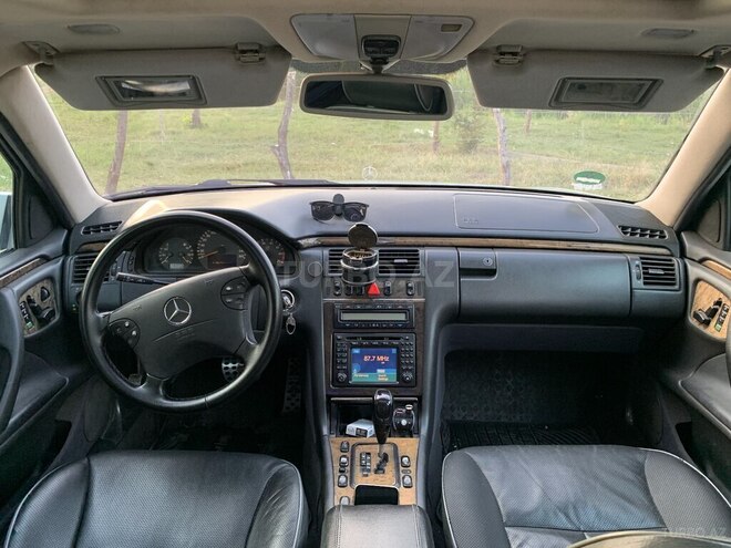 Mercedes E 320 2001, 312,000 km - 3.2 l - Gəncə
