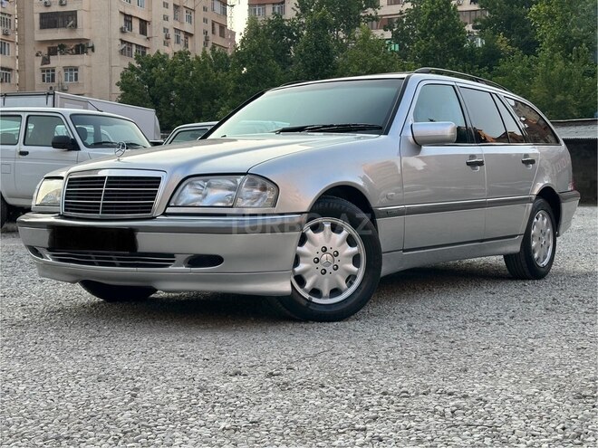 Mercedes C 220 2001, 356,000 km - 2.2 л - Bakı