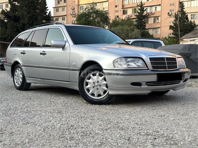Mercedes C 220 2001, 356,000 km - 2.2 л - Bakı