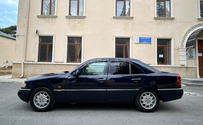 Mercedes C 200 1995, 342,157 km - 2.0 l - Bakı