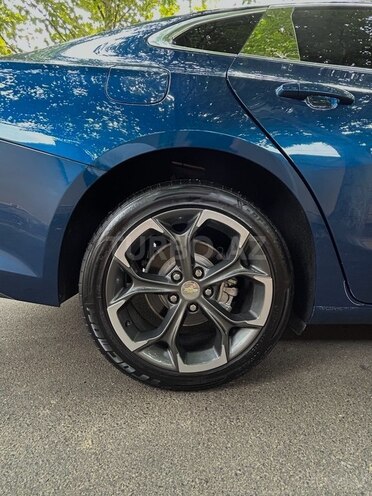 Chevrolet Malibu 2019, 309,467 km - 1.5 л - Şirvan