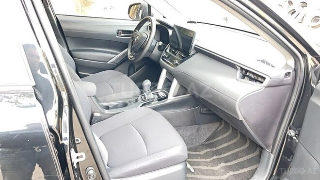 Toyota Corolla Cross 2024, 7,045 km - 2.0 l - Bakı