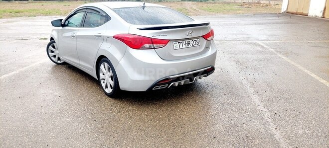 Hyundai Elantra 2013, 281,635 km - 1.8 l - Bakı