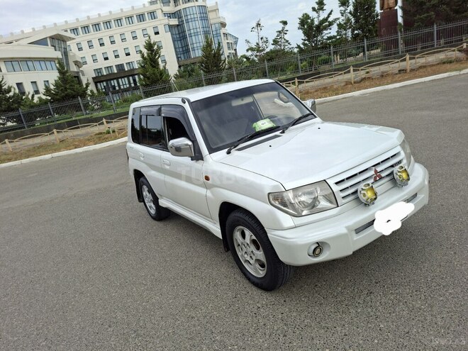 Mitsubishi Pajero io 1999, 380,000 km - 1.8 л - Bakı