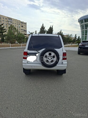 Mitsubishi Pajero io 1999, 380,000 km - 1.8 л - Bakı