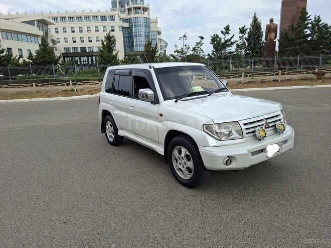 Mitsubishi Pajero io 1999, 380,000 km - 1.8 л - Bakı