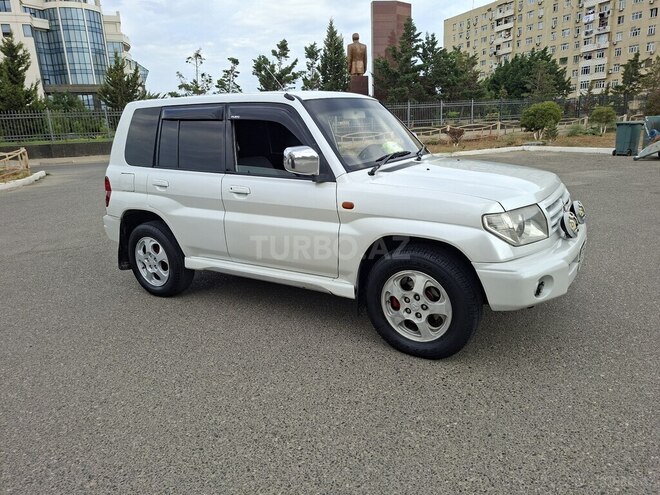 Mitsubishi Pajero io 1999, 380,000 km - 1.8 л - Bakı
