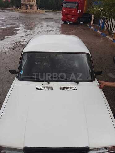 LADA (VAZ) 2107 2004, 250,000 km - 1.6 l - Şabran