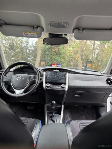 Toyota Corolla Fielder 2019, 126,000 km - 1.5 л - Bakı