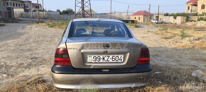 Opel Vectra 1996, 300,000 km - 1.7 l - Bakı