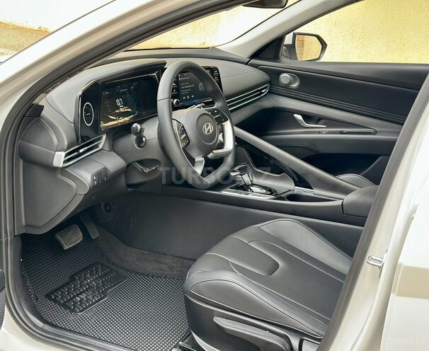 Hyundai Elantra 2025, 800 km - 1.6 л - Bakı