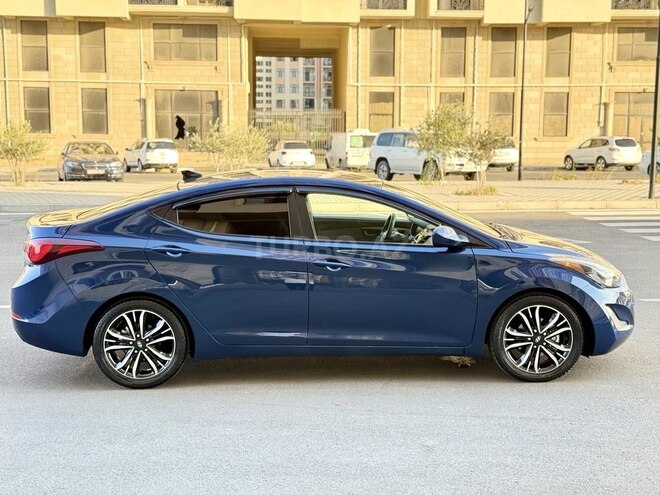 Hyundai Elantra 2016, 140,326 km - 1.8 l - Bakı