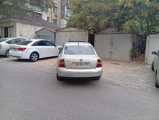 Volkswagen Passat 2002, 190,000 km - 1.8 l - Bakı