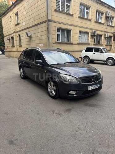 Kia Ceed 2010, 285,000 km - 1.6 л - Bakı