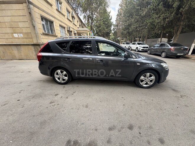 Kia Ceed 2010, 285,000 km - 1.6 л - Bakı