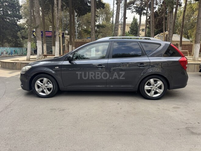 Kia Ceed 2010, 285,000 km - 1.6 л - Bakı