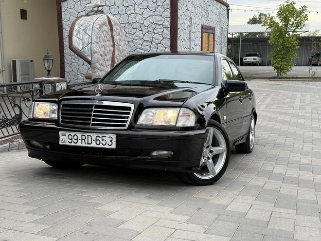 Mercedes C 240 1999, 400,000 km - 2.4 л - Sabirabad