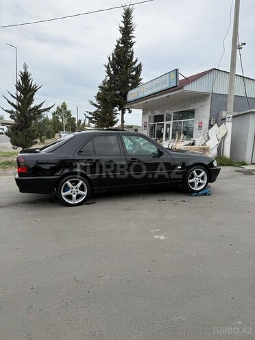 Mercedes C 240 1999, 400,000 km - 2.4 л - Sabirabad