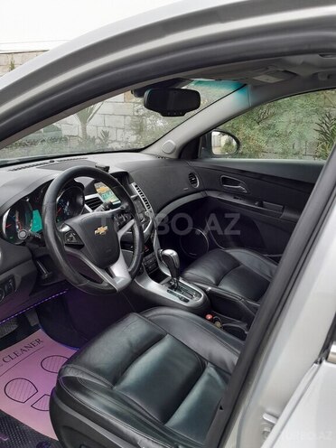 Chevrolet Cruze 2015, 218,089 km - 1.4 l - Salyan