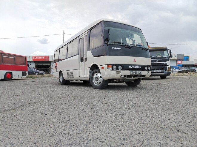 Mitsubishi Rosa 2003, 650,000 km - 4.2 l - Sumqayıt