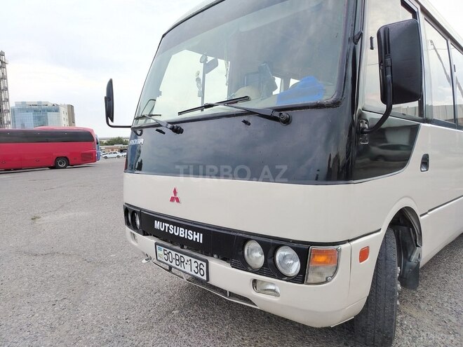 Mitsubishi Rosa 2003, 650,000 km - 4.2 l - Sumqayıt