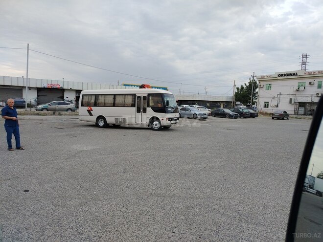 Mitsubishi Rosa 2003, 650,000 km - 4.2 l - Sumqayıt